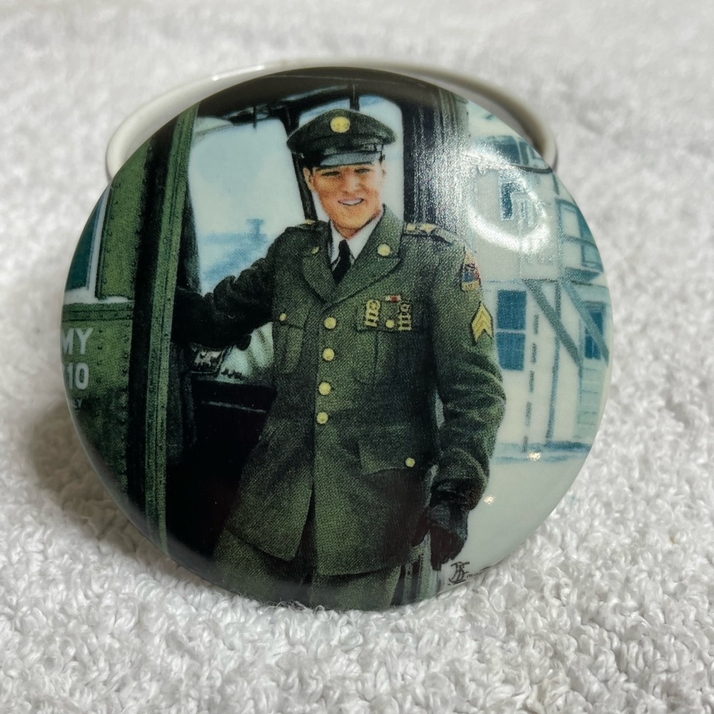 Military-Themed Ceramic Accent